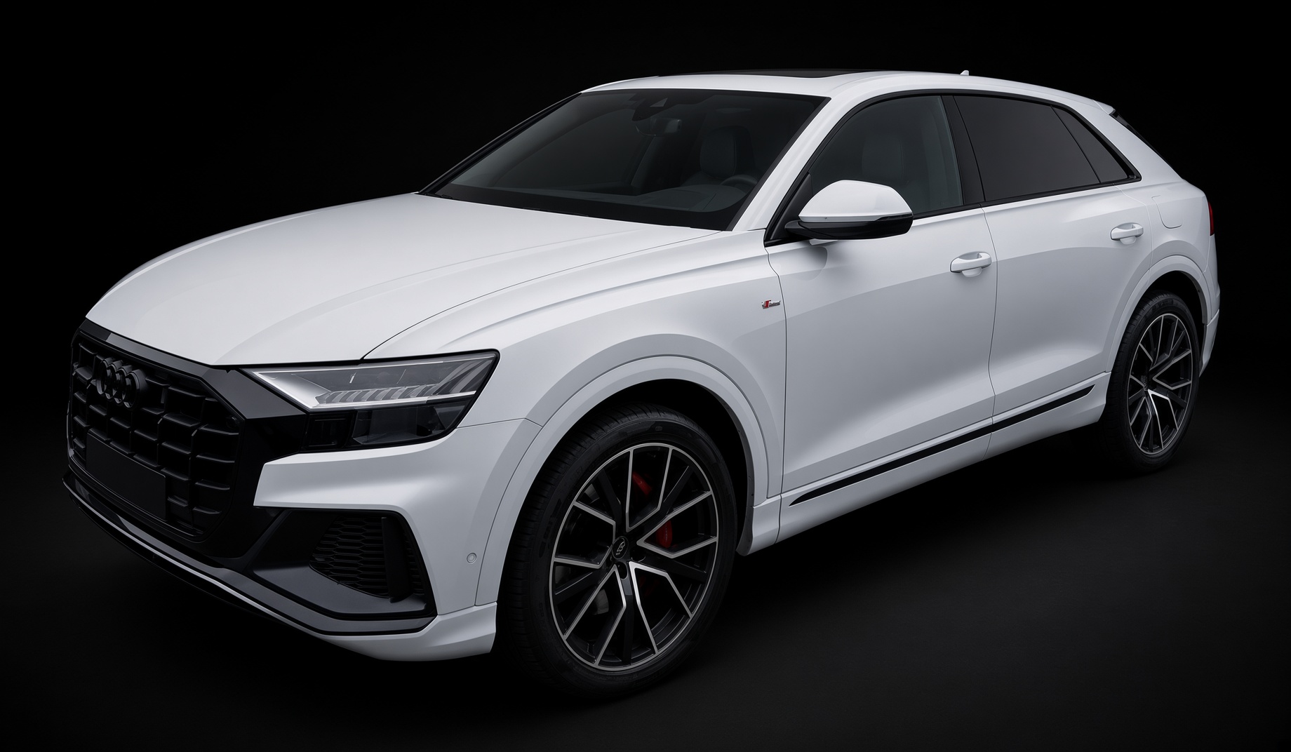 Audi Q8 55 TFSI e quattro S line